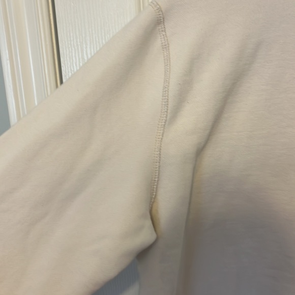 Abercrombie and Finch sweater - Picture 7 of 7